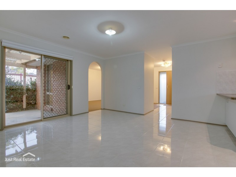 2 Mondous Court, Berwick VIC 3806