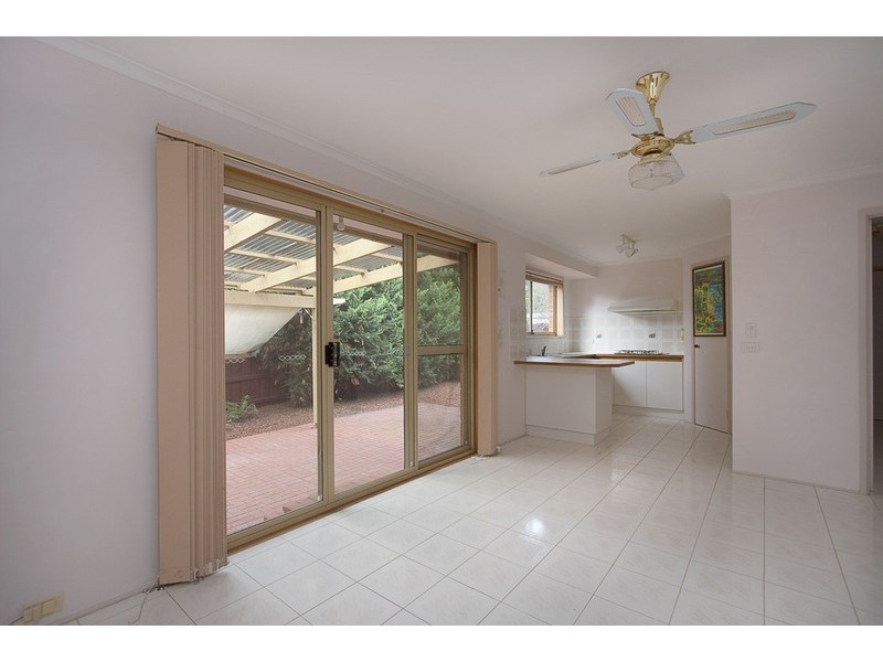 11 Lyndal Court, Berwick VIC 3806