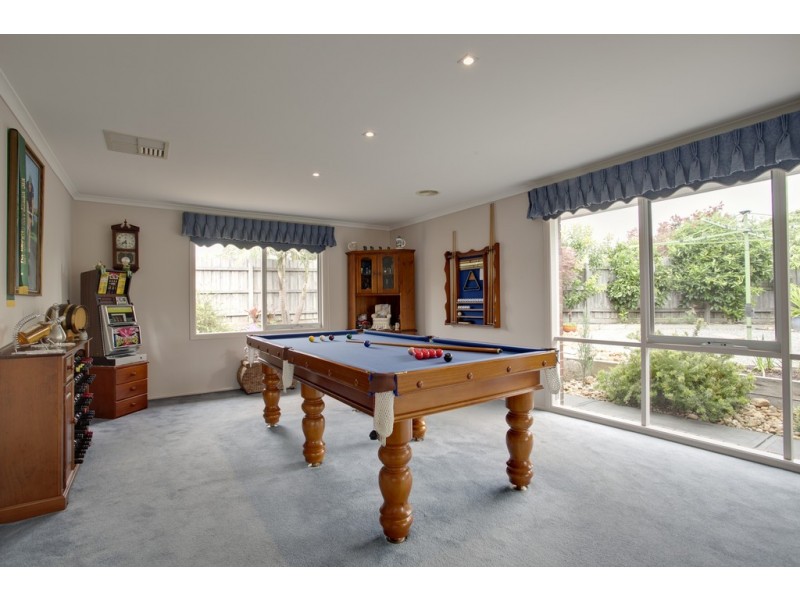 54 Melville Park Drive, Berwick VIC 3806