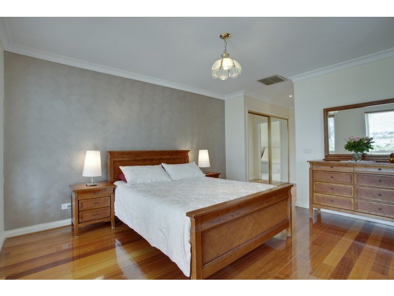 55 Telford Drive, Berwick VIC 3806