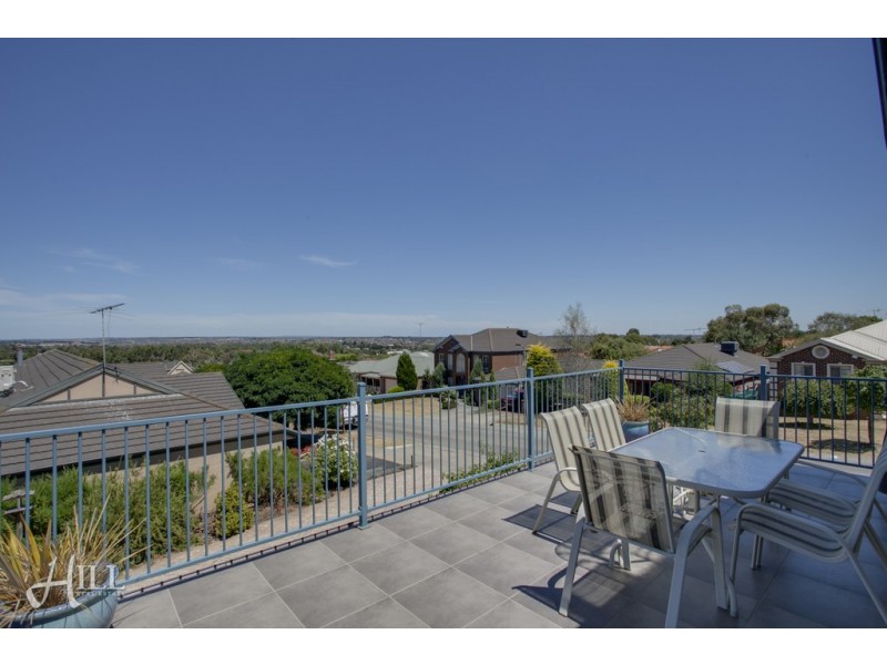 19 Grantham Crescent, Berwick VIC 3806