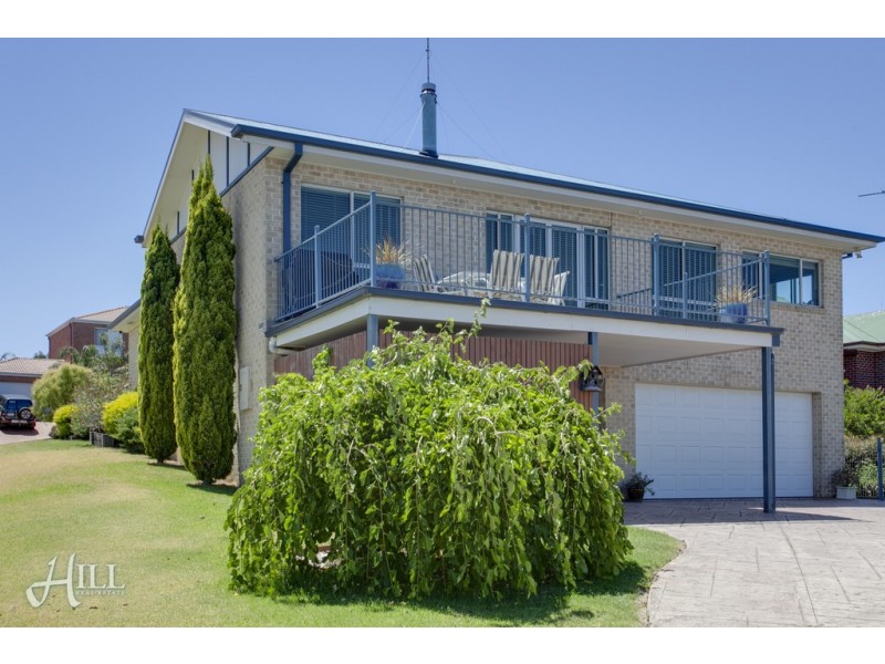 19 Grantham Crescent, Berwick VIC 3806