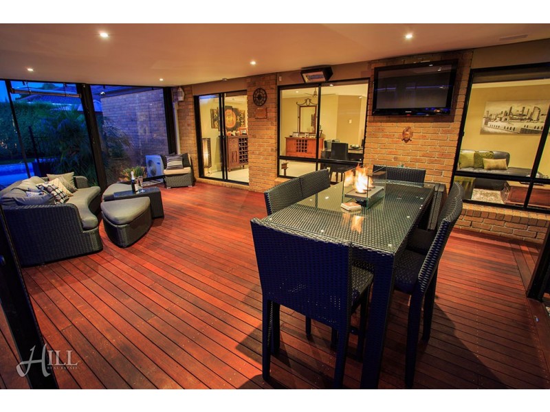 31 McCubbin Way, Berwick VIC 3806