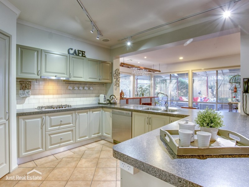 9 Argus Court, Narre Warren VIC 3805