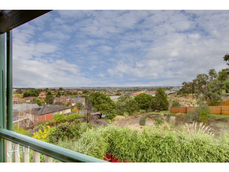 5 Telford Drive, Berwick VIC 3806