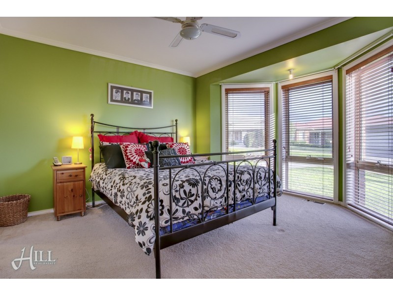 14 Deakin Court, Berwick VIC 3806