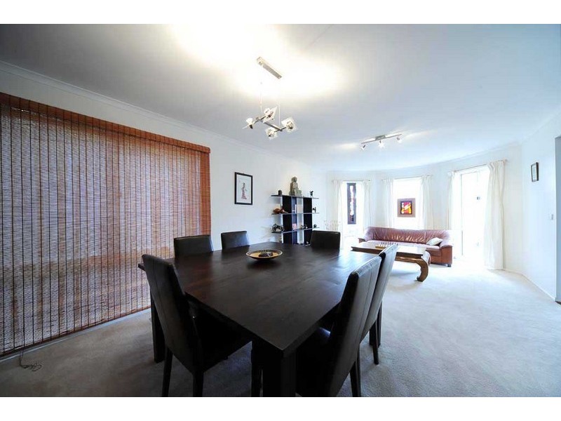 9 Ferncroft Court, Berwick VIC 3806