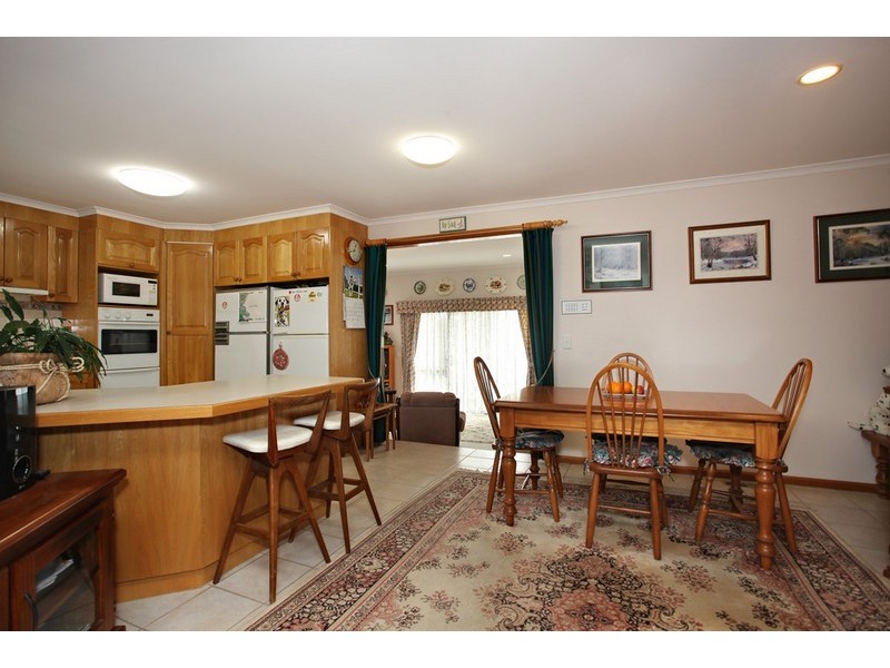 78 Avebury Drive, Berwick VIC 3806