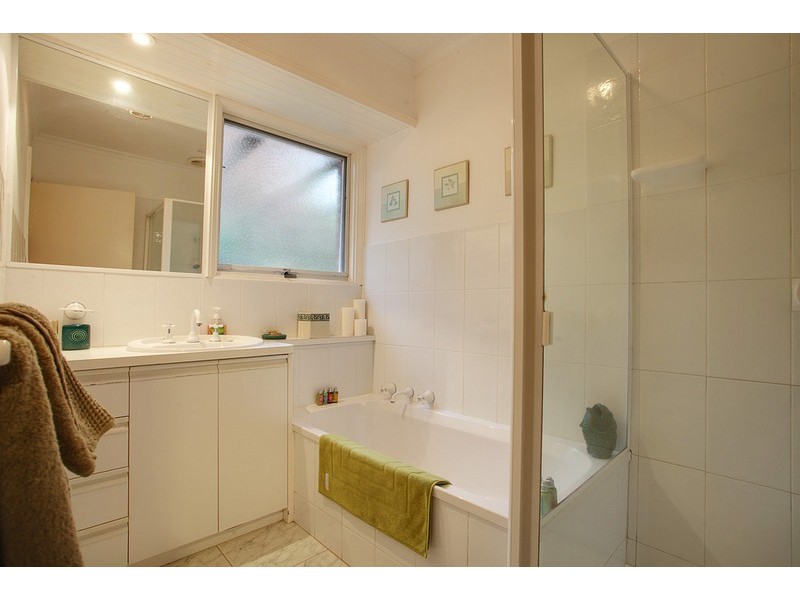 18 Lenne Road, Beaconsfield Upper VIC 3808