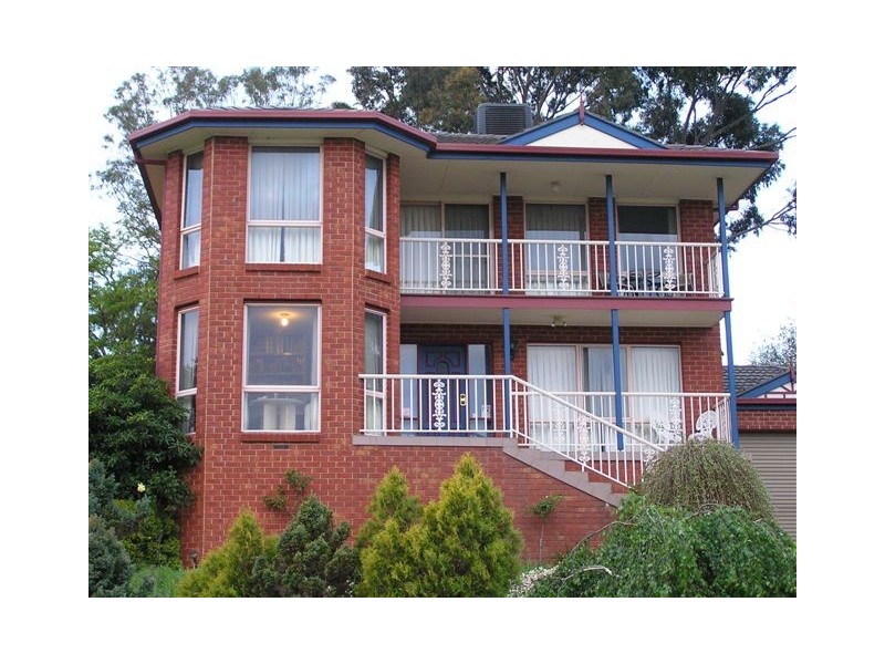 30 Quarry Hills Drive, Berwick VIC 3806