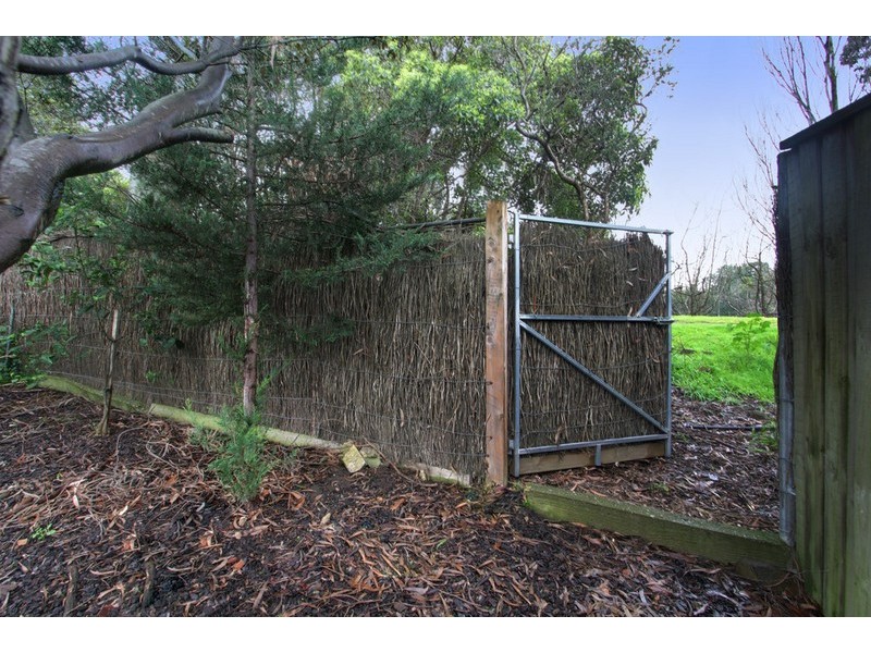 30 Quarry Hills Drive, Berwick VIC 3806