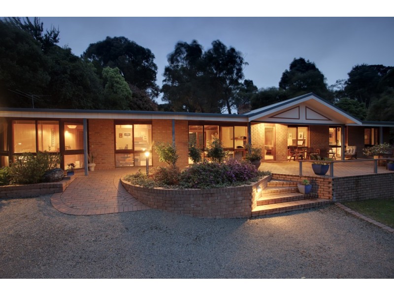 27 McKenzie Road, Beaconsfield Upper VIC 3808