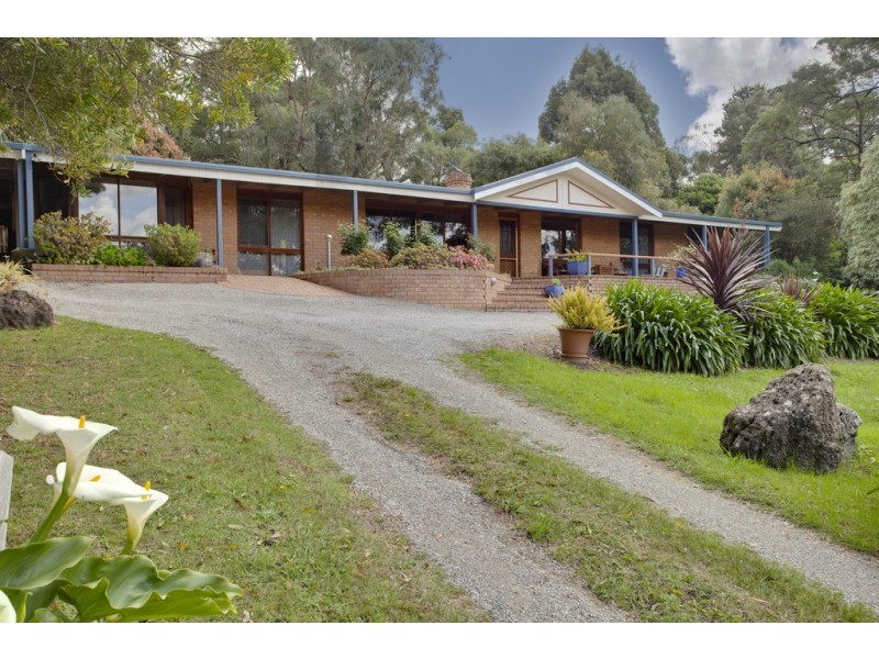27 McKenzie Road, Beaconsfield Upper VIC 3808
