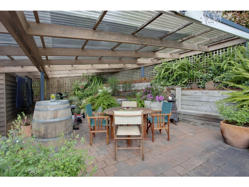 27 McKenzie Road, Beaconsfield Upper VIC 3808