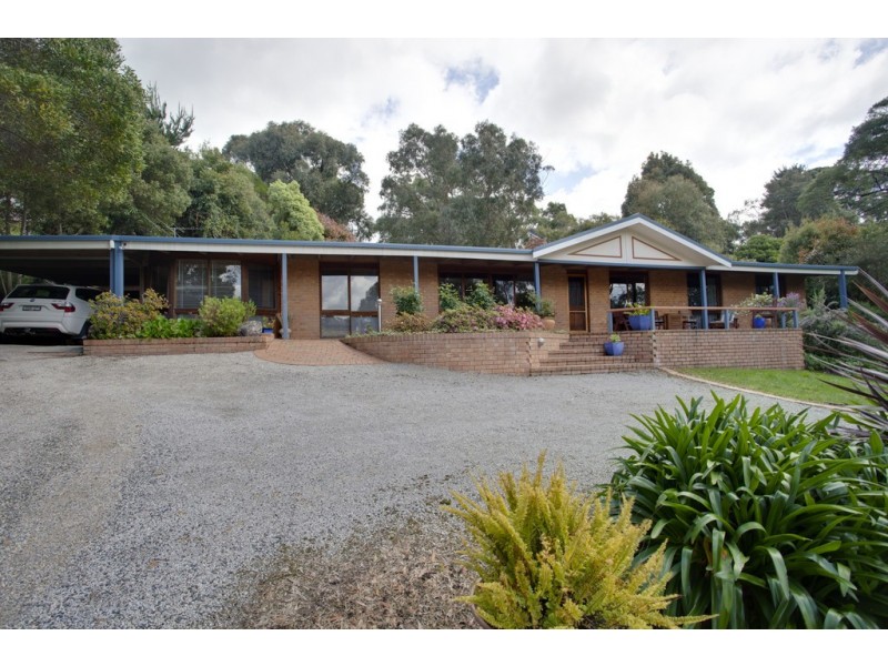 27 McKenzie Road, Beaconsfield Upper VIC 3808