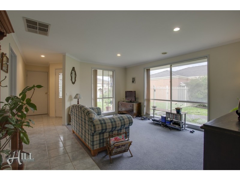 5 Edgbaston Circuit, Berwick VIC 3806