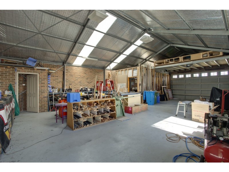 8 Parramatta Place, Berwick VIC 3806