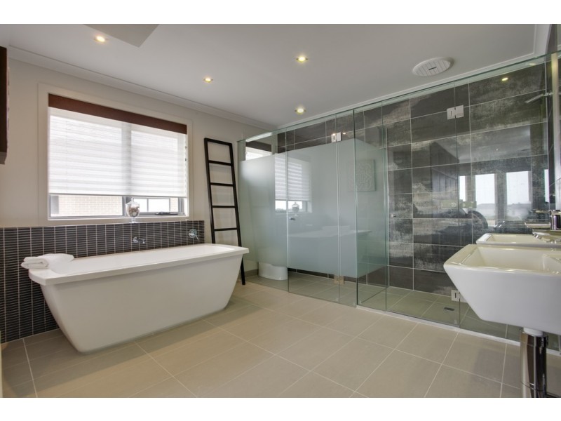 9 Arena Parade, Officer VIC 3809