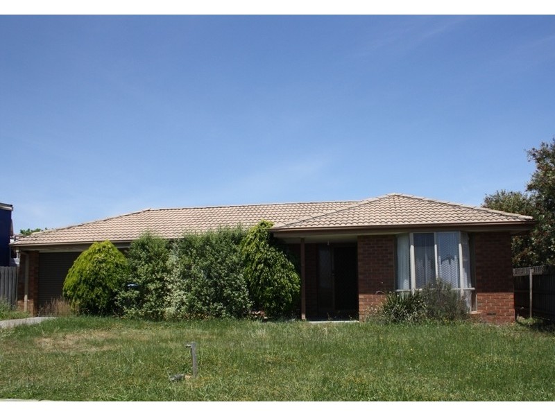 11 Fleetwood Drive, Narre Warren VIC 3805