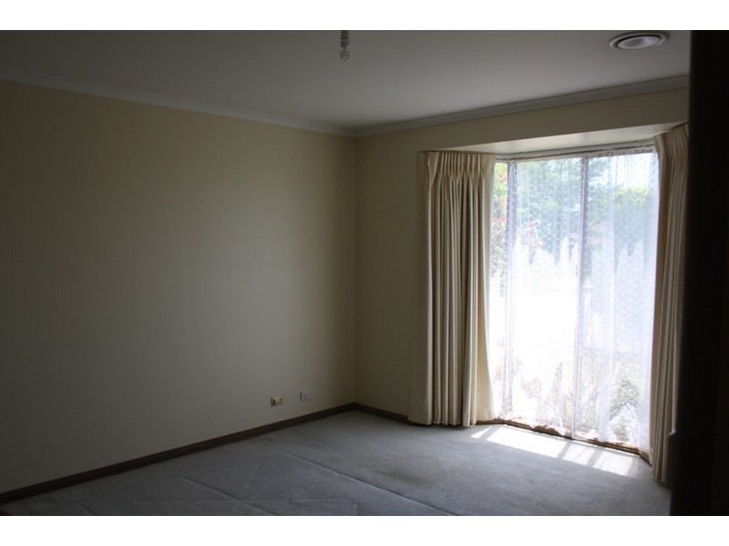 11 Fleetwood Drive, Narre Warren VIC 3805