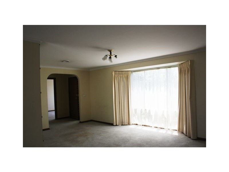 11 Fleetwood Drive, Narre Warren VIC 3805