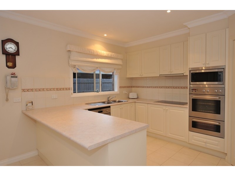 7 Glenisla Way, Berwick VIC 3806