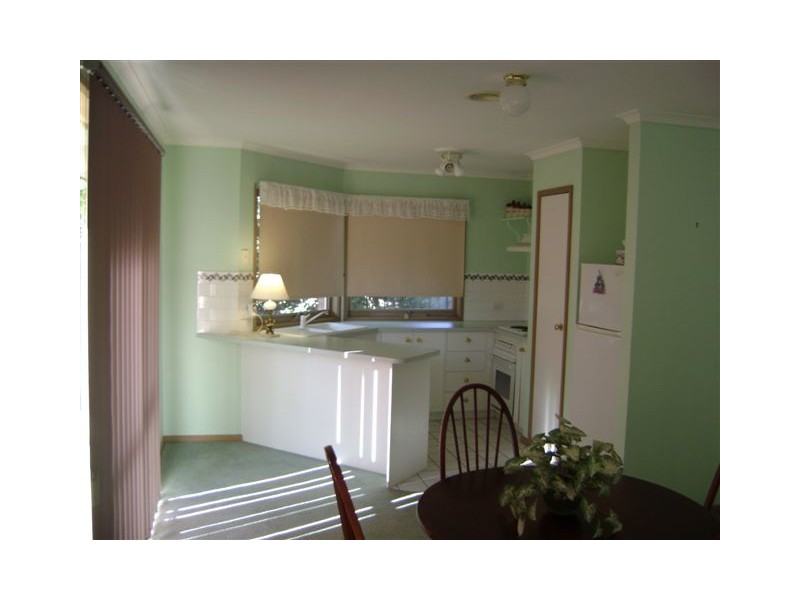 10 Coolong Avenue, Berwick VIC 3806