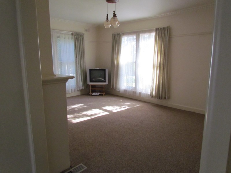 23 Wilson Street, Berwick VIC 3806