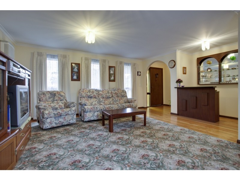 11 Admirala Avenue, Dandenong VIC 3175