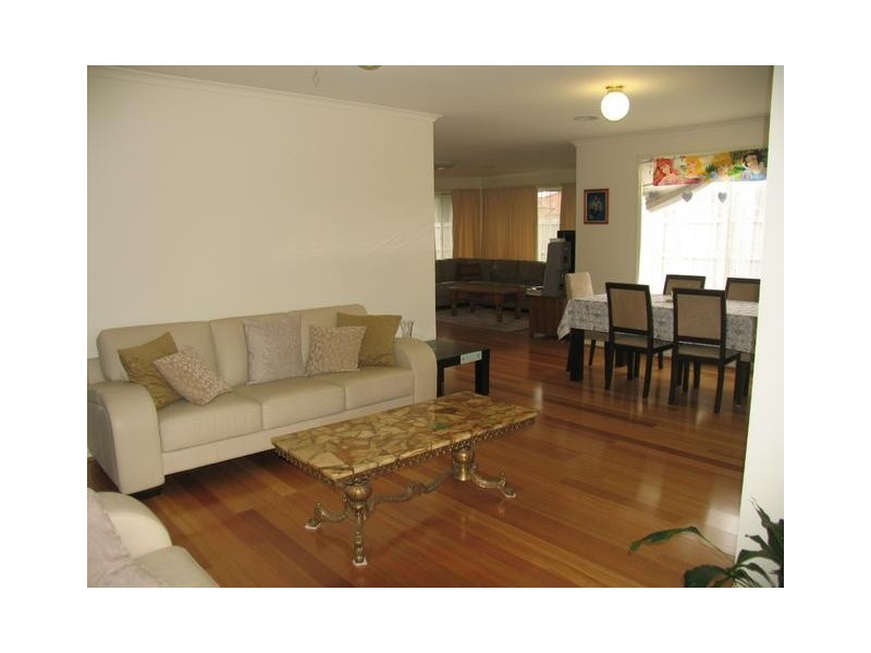 112 Moondarra Drive, Berwick VIC 3806