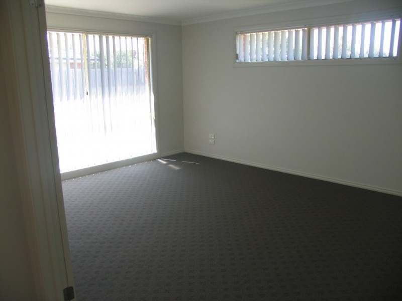 18 Charles Conder Place, Berwick VIC 3806