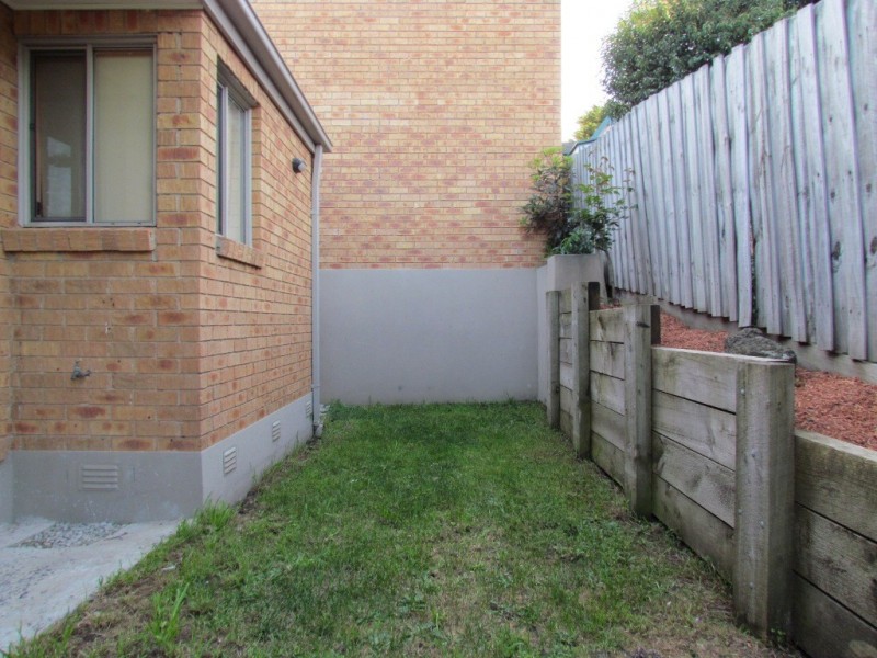 1/15 McNabb Street, Berwick VIC 3806