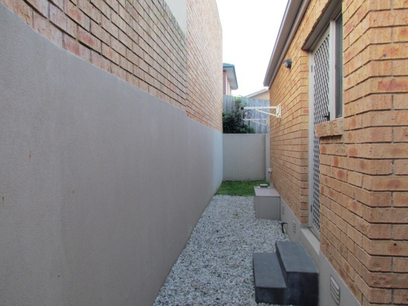 1/15 McNabb Street, Berwick VIC 3806