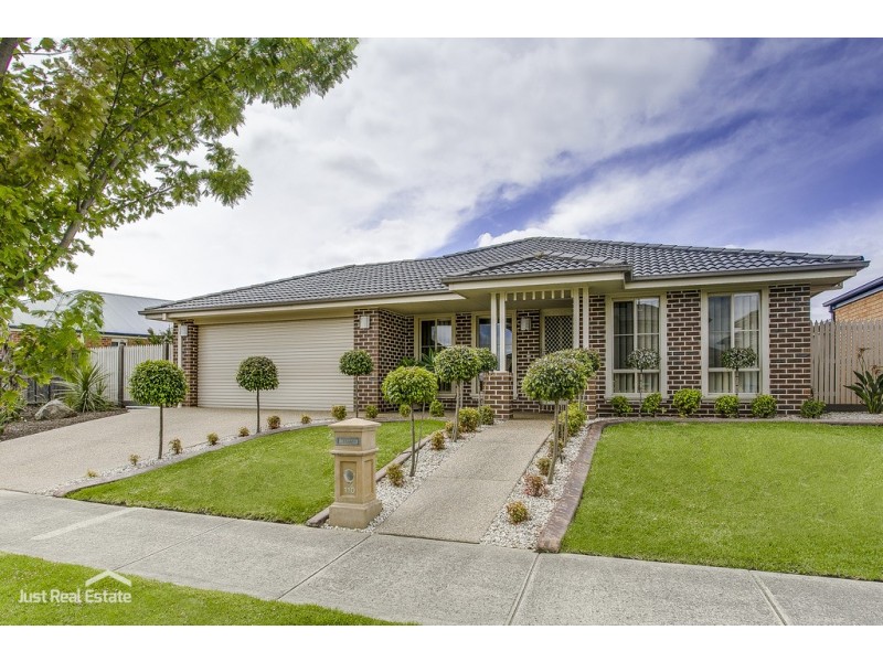 110 Moondarra Drive, Berwick VIC 3806