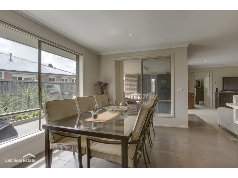 110 Moondarra Drive, Berwick VIC 3806