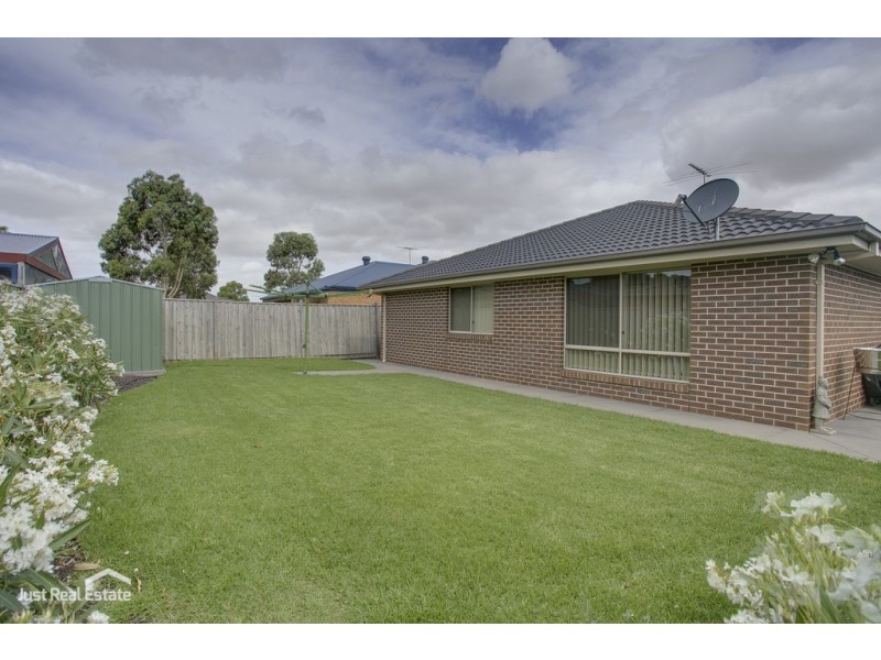 110 Moondarra Drive, Berwick VIC 3806