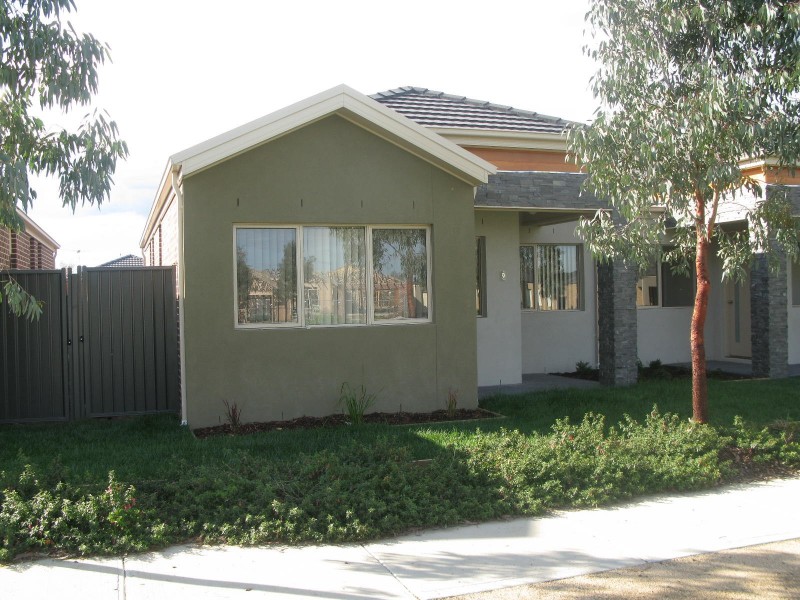 9 Tranquil Lane, Cranbourne VIC 3977