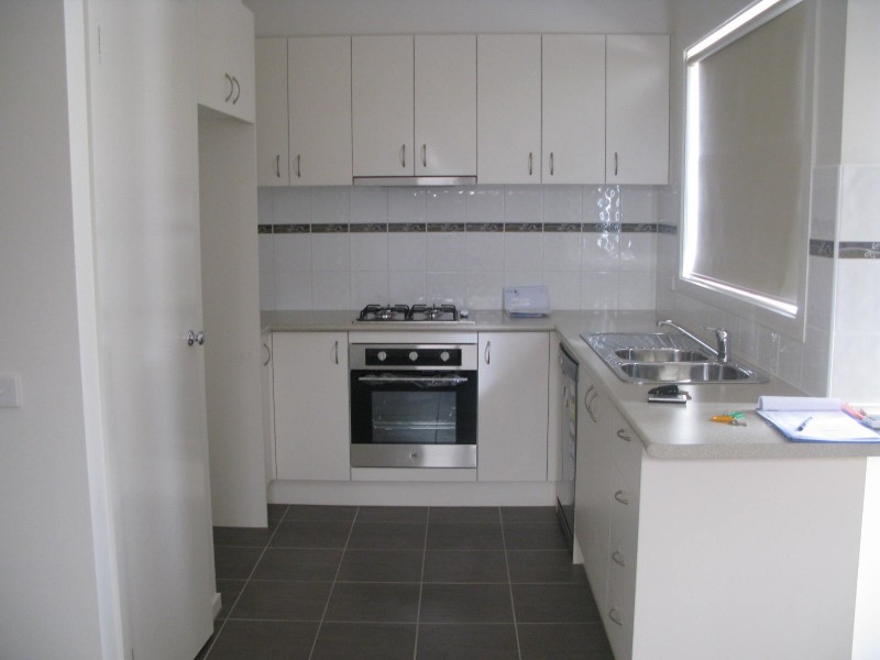 9 Tranquil Lane, Cranbourne VIC 3977