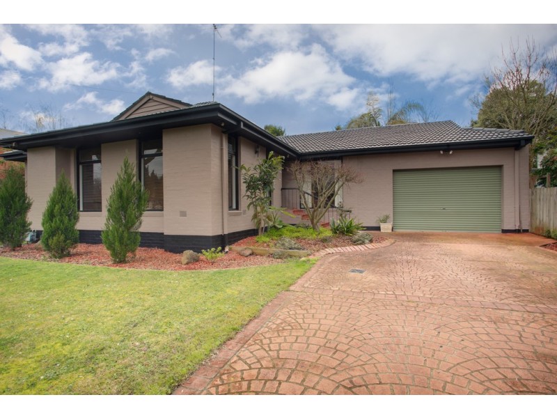 30 Gardiner Street, Berwick VIC 3806