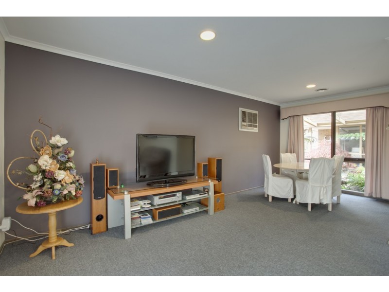 21 Kilberry Crescent, Hallam VIC 3803