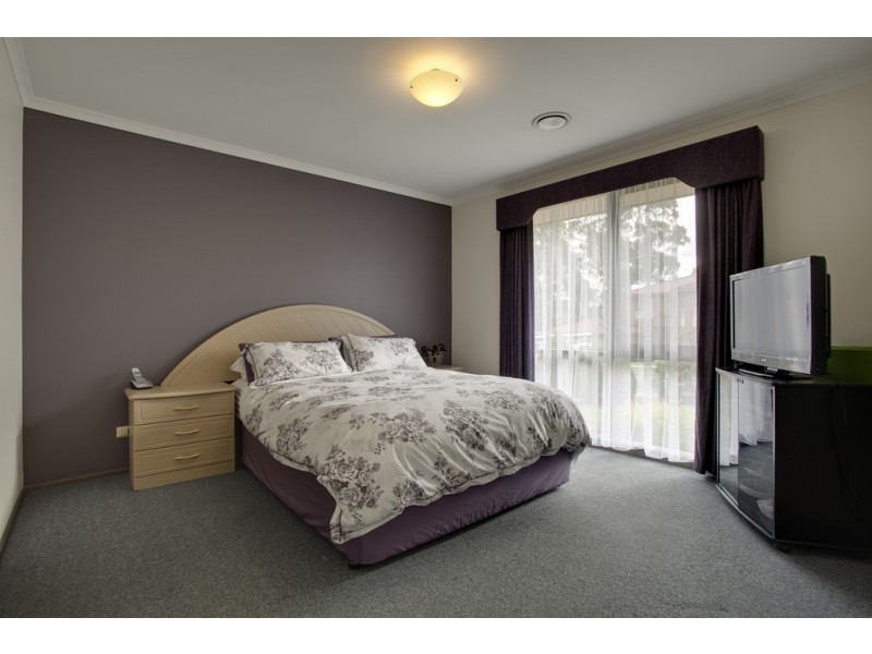 21 Kilberry Crescent, Hallam VIC 3803