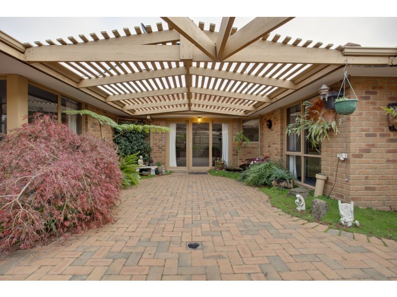 21 Kilberry Crescent, Hallam VIC 3803