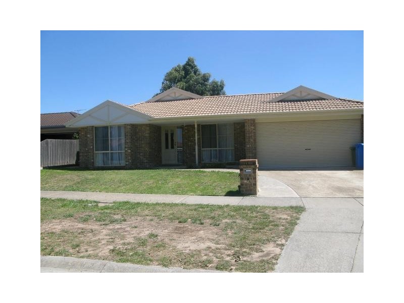 17 Dewsbury Court, Narre Warren South VIC 3805