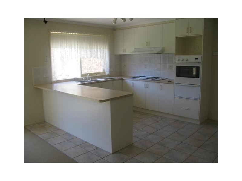 17 Dewsbury Court, Narre Warren South VIC 3805
