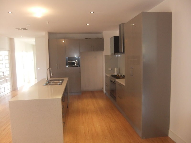 16 Georgetown Way, Officer VIC 3809