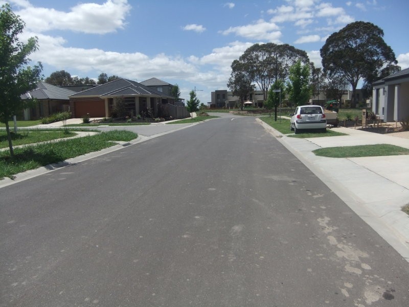 16 Georgetown Way, Officer VIC 3809