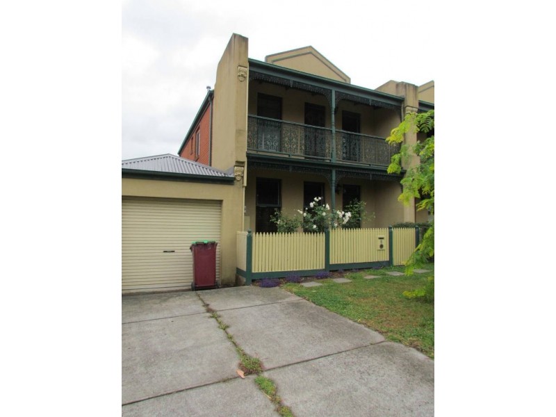 8 Penny Lane, Berwick VIC 3806