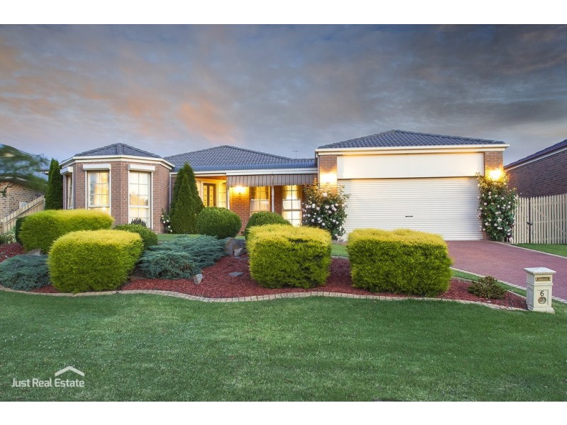 6 Carrum Close, Berwick VIC 3806