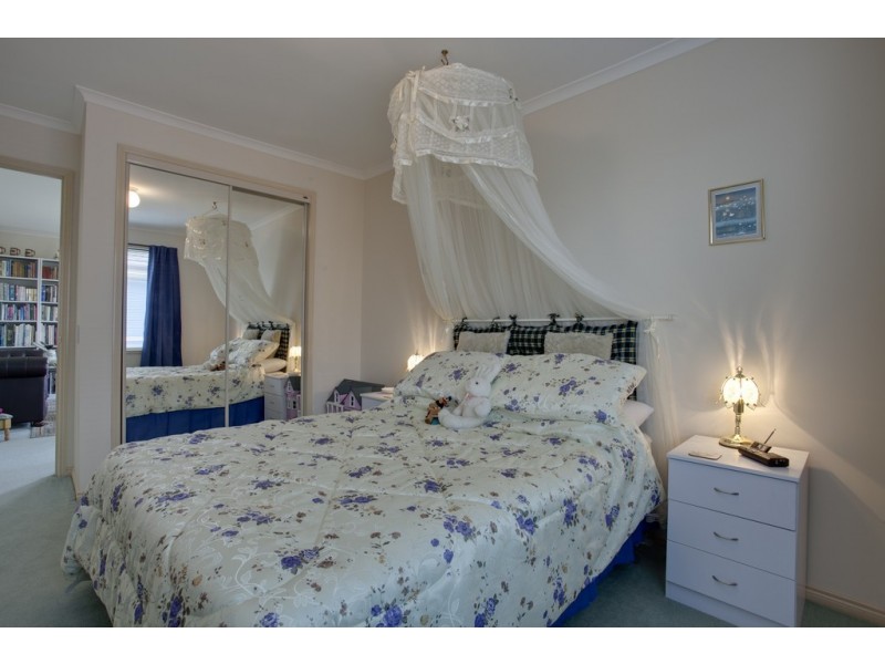 15 The Common, Narre Warren South VIC 3805