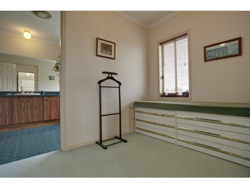 15 The Common, Narre Warren South VIC 3805